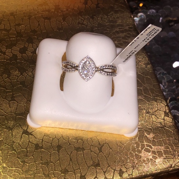 10k solid gold real diamond marquis engagement ring, not plated, free appraisal - Picture 9 of 11